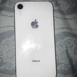 iphone xr white unlocked serious buyers only